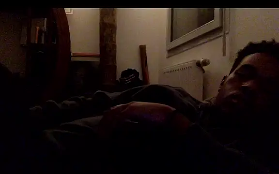 POPAYE972 online show from February 10, 2026, 11:42 pm