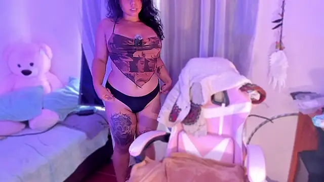 kiki cavilll online show from June 24, 2026, 3:22 pm