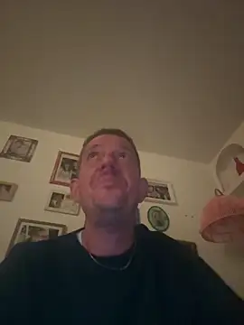 Snapshot of mrwright878787 chatting on September 12, 2025, 7:47 pm mrwright878787 online show from September 12, 2025, 7:47 pm