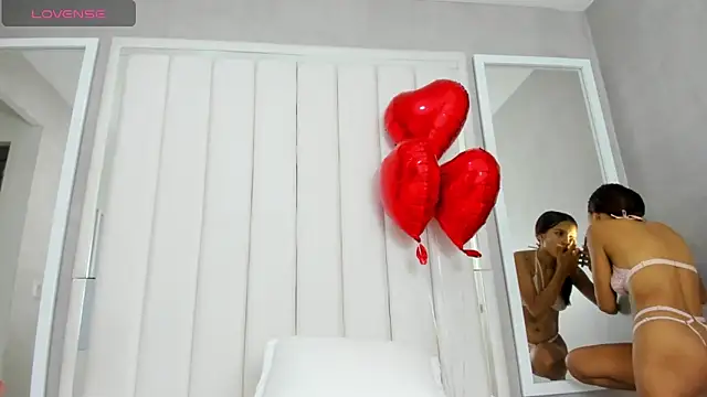 Snapshot of Carohorny4u chatting on February 9, 2025, 10:20 am Carohorny4u online show from February 9, 2025, 10:20 am