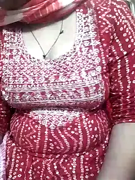 Snapshot of Cute_Sona17 chatting on January 15, 2025, 3:00 am Cute Sona17 online show from January 15, 2025, 3:00 am