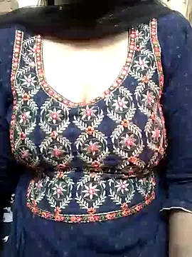 Snapshot of Cute_Sona17 chatting on January 16, 2025, 1:58 am Cute Sona17 online show from January 16, 2025, 1:58 am