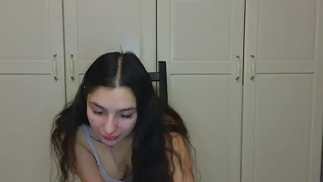 Niki anlove online show from November 24, 2025, 9:25 pm