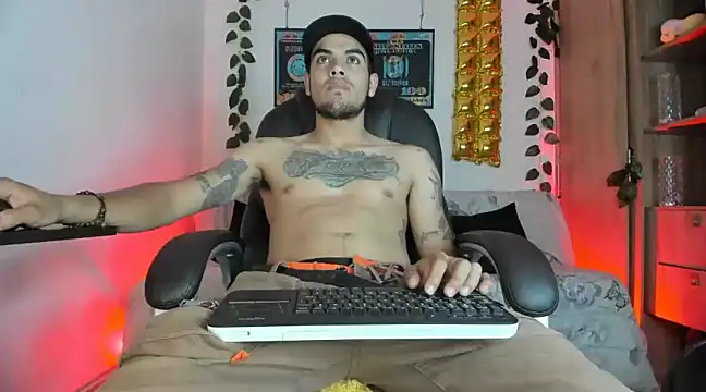 Snapshot of mikee_scooth chatting on January 12, 2025, 10:12 pm mikee scooth online show from January 12, 2025, 10:12 pm