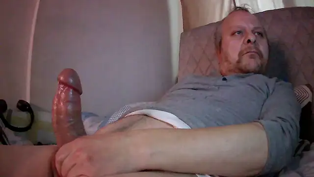 amylrmm1903 online show from February 23, 2025, 12:37 pm