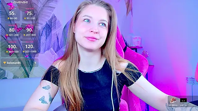 CuteMousee online show from February 25, 2026, 6:01 am