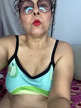 Nadia-melej online show from May 15, 2026, 11:50 am
