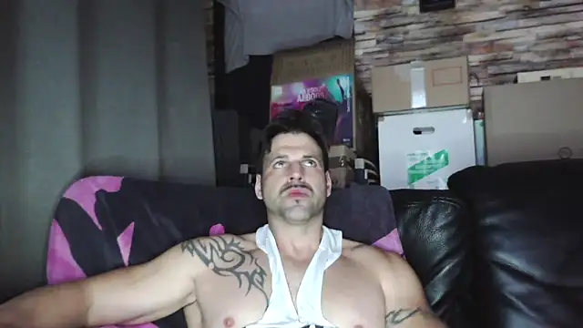 XxBigboybandxX online show from March 4, 2026, 6:03 pm