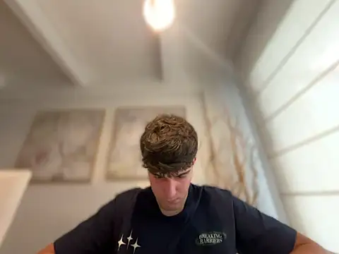 Snapshot of Pablogn24 chatting on January 28, 2025, 5:24 pm Pablogn24 online show from January 28, 2025, 5:24 pm