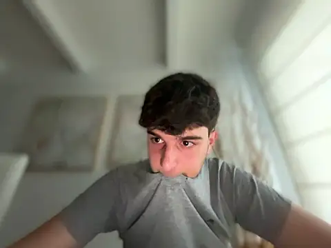 Snapshot of Pablogn24 chatting on January 29, 2025, 6:18 pm Pablogn24 online show from January 29, 2025, 6:18 pm