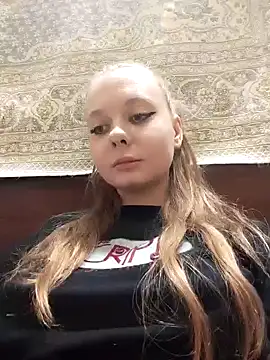 Snapshot of Ekaterina27 chatting on June 19, 2026, 9:02 am Ekaterina27 online show from June 19, 2026, 9:02 am