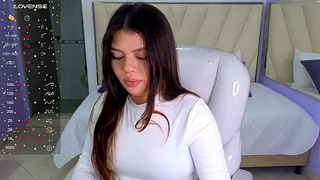 Snapshot of Sexy_paradise18_ chatting on March 18, 2025, 6:25 am Sexy paradise18  online show from March 18, 2025, 6:25 am