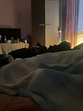 Snapshot of zolihorvat11 chatting on February 23, 2026, 10:12 am zolihorvat11 online show from February 23, 2026, 10:12 am