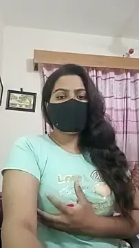 Snapshot of Amisha-2 chatting on May 25, 2026, 7:31 pm Amisha-2 online show from May 25, 2026, 7:31 pm