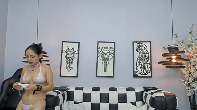 SARAFOXX  online show from February 1, 2025, 11:43 am