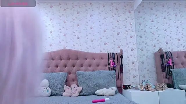 AvrillThomas online show from March 14, 2025, 3:14 pm