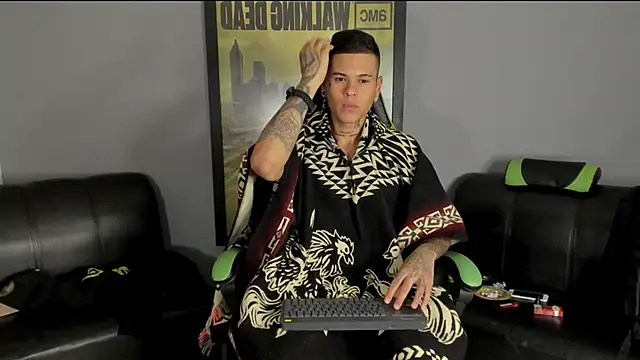 Snapshot of jamesinked_ chatting on December 23, 2024, 4:12 am jamesinked  online show from December 23, 2024, 4:12 am