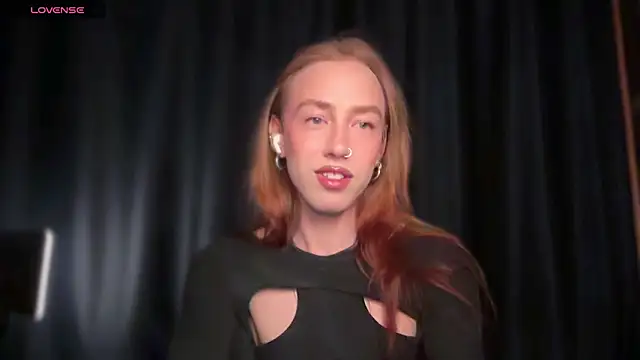 Avril Pearly  online show from May 26, 2026, 11:28 am