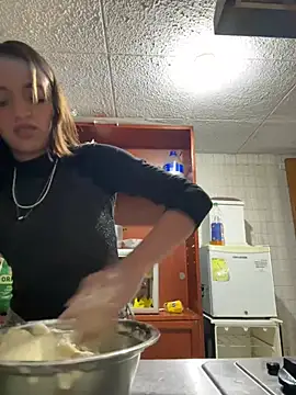 Snapshot of Melody_Ds chatting on December 31, 2024, 3:23 am Melody Ds online show from December 31, 2024, 3:23 am