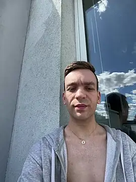 Snapshot of nickdtr chatting on April 26, 2026, 9:51 am nickdtr online show from April 26, 2026, 9:51 am