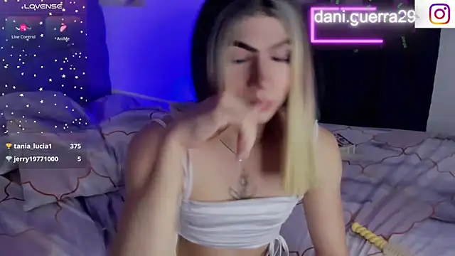 saskya online show from December 17, 2025, 11:38 am