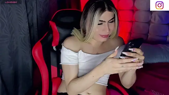 saskya online show from April 13, 2026, 3:23 am