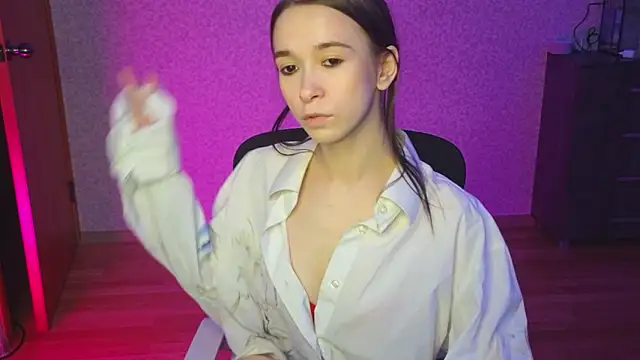 LilithStrangfor online show from February 27, 2026, 10:43 pm