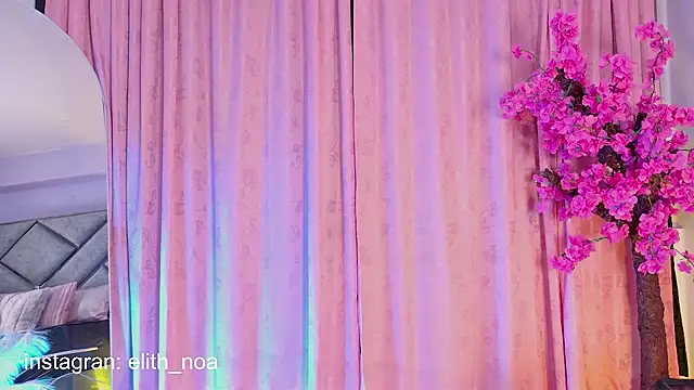 Elith noa online show from April 16, 2026, 3:29 am