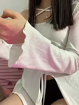 Snapshot of Vani_S2 chatting on January 5, 2025, 1:36 pm Vani S2 online show from January 5, 2025, 1:36 pm