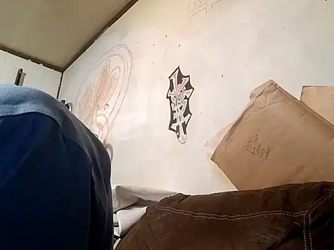 Snapshot of gettinit2wice chatting on December 28, 2024, 1:17 pm gettinit2wice online show from December 28, 2024, 1:17 pm