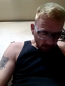 Snapshot of gettinit2wice chatting on January 13, 2025, 3:01 am gettinit2wice online show from January 13, 2025, 3:01 am