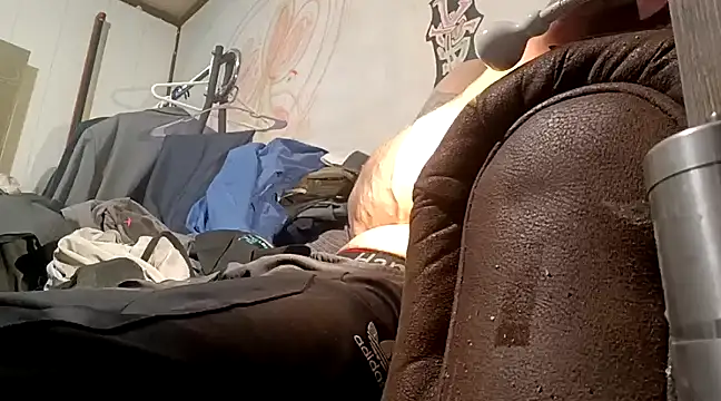 Snapshot of gettinit2wice chatting on February 8, 2025, 8:42 am gettinit2wice online show from February 8, 2025, 8:42 am