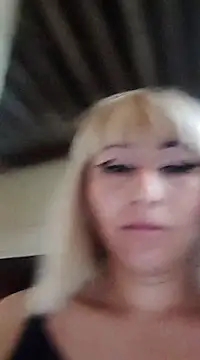 florecita9 online show from January 22, 2025, 10:59 pm