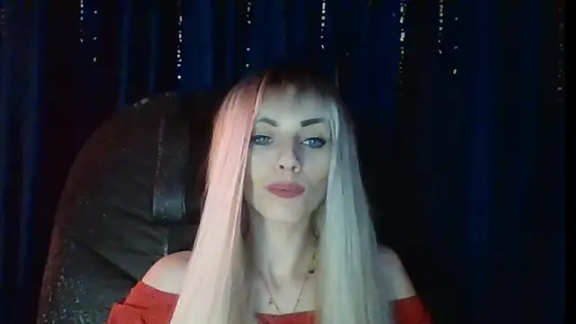 CassieSensual online show from November 18, 2025, 7:40 pm