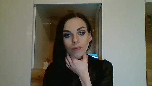 Snapshot of CassieSensual chatting on February 9, 2026, 7:18 pm CassieSensual online show from February 9, 2026, 7:18 pm