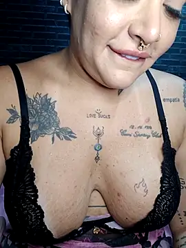 Snapshot of exquentadamay chatting on October 14, 2025, 7:53 am exquentadamay online show from October 14, 2025, 7:53 am