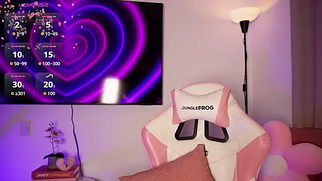 MavyStar online show from March 31, 2026, 1:07 am