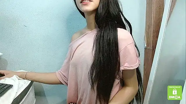 Snapshot of crista_rouse chatting on January 25, 2025, 1:54 am crista rouse online show from January 25, 2025, 1:54 am