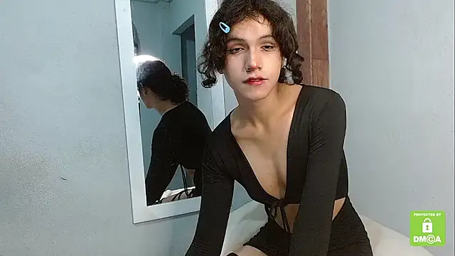 Snapshot of crista_rouse chatting on January 28, 2025, 4:39 am crista rouse online show from January 28, 2025, 4:39 am