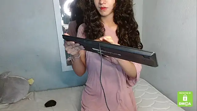 Snapshot of crista_rouse chatting on March 4, 2025, 1:45 am crista rouse online show from March 4, 2025, 1:45 am