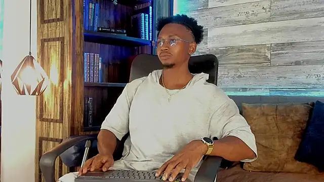 JamalMyst online show from November 4, 2025, 3:49 am