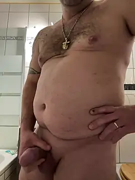 Snapshot of radoka chatting on February 20, 2025, 6:24 pm radoka online show from February 20, 2025, 6:24 pm