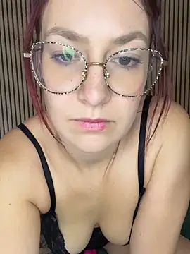 ladoucedu34 online show from October 25, 2025, 2:35 pm