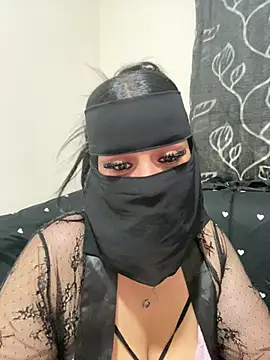 Snapshot of mari_layali chatting on July 16, 2026, 10:38 pm mari layali online show from July 16, 2026, 10:38 pm