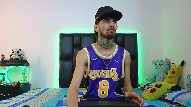 Snapshot of Brutal_Sex_Fucking chatting on June 12, 2026, 11:14 pm Brutal Sex Fucking online show from June 12, 2026, 11:14 pm