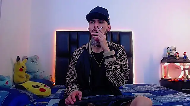 Snapshot of Brutal_Sex_Fucking chatting on June 19, 2026, 4:39 am Brutal Sex Fucking online show from June 19, 2026, 4:39 am