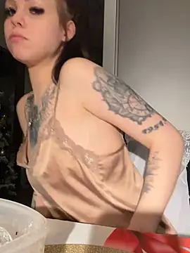 Snapshot of Highschoolpussy chatting on January 19, 2025, 2:36 am Highschoolpussy online show from January 19, 2025, 2:36 am