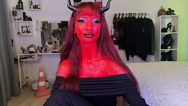 Marcellean online show from October 30, 2025, 1:51 am