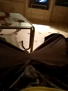 Snapshot of rush6983 chatting on February 28, 2025, 3:37 am rush6983 online show from February 28, 2025, 3:37 am