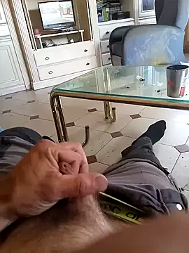 Snapshot of rush6983 chatting on September 27, 2025, 9:36 am rush6983 online show from September 27, 2025, 9:36 am